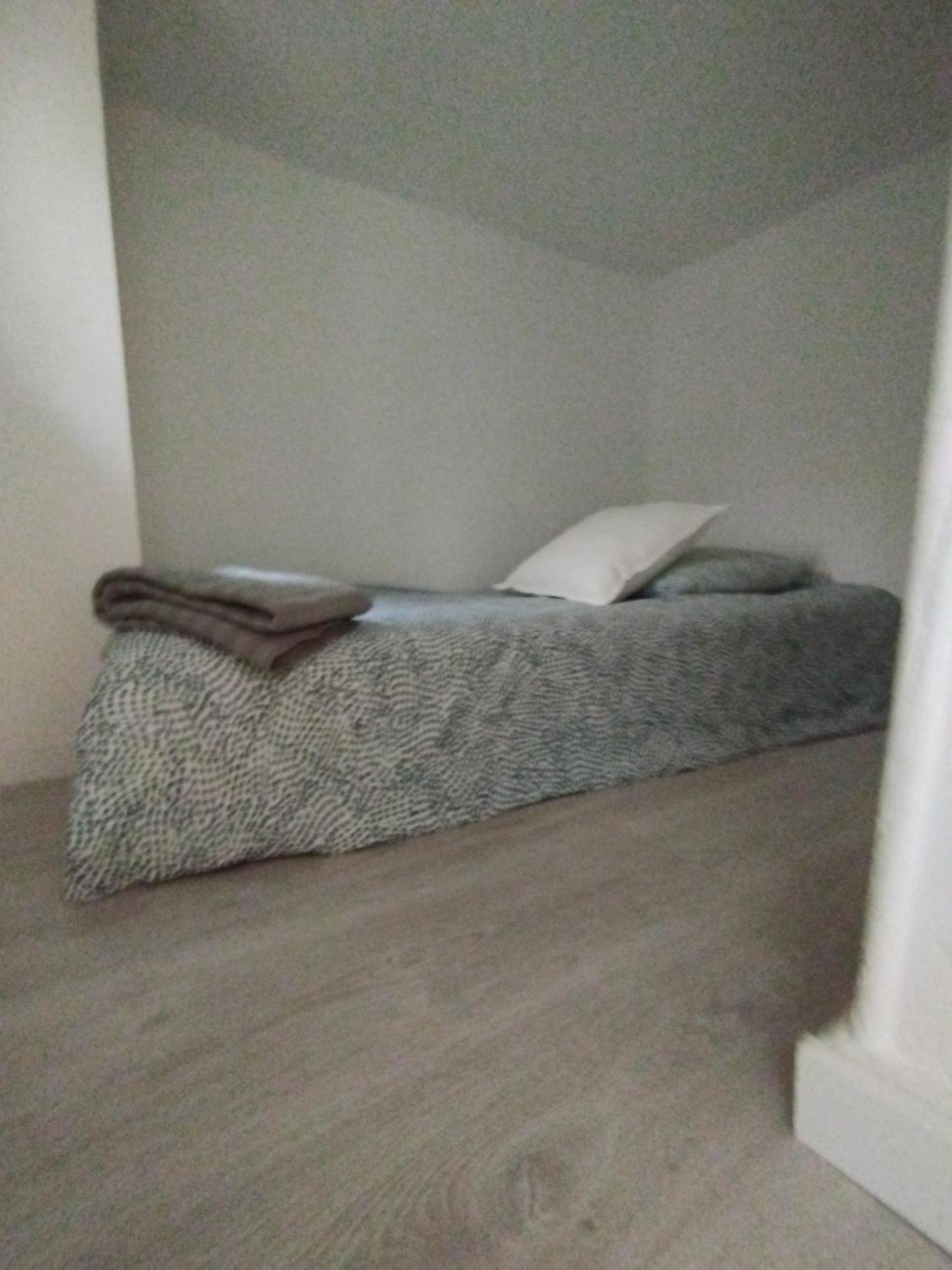 Studio 17M2 St Germain Des Pres Paris Exterior foto